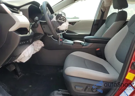 2021 Toyota Rav4 Xle из США, поврежденный, VIN 4T3R6RFV6MU014564